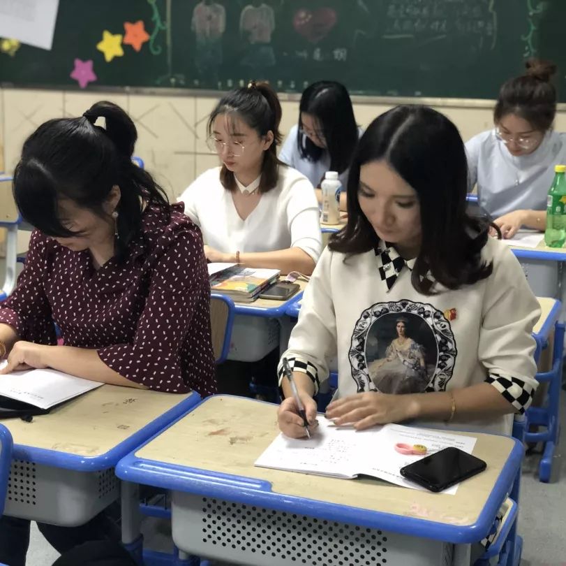 2.精准解读赛事动态