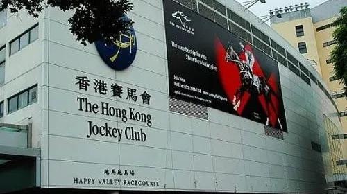 大三巴318香港六合资料引发热议，数据走势暗藏玄机，资深彩民连夜分析，澳门香港两地投注量激增