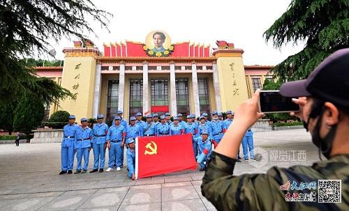 新澳门免费景点怎么玩，漫步历史城区感受文化，打卡网红地标拍照留念，品尝街头美食体验风情