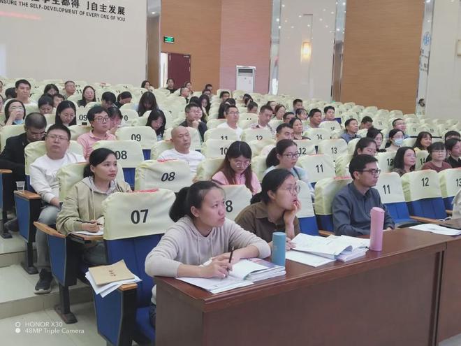 "7777788888免费资料火热领取中，海量题库任你挑选，名师指导助力备考，速来获取开启学习之旅"