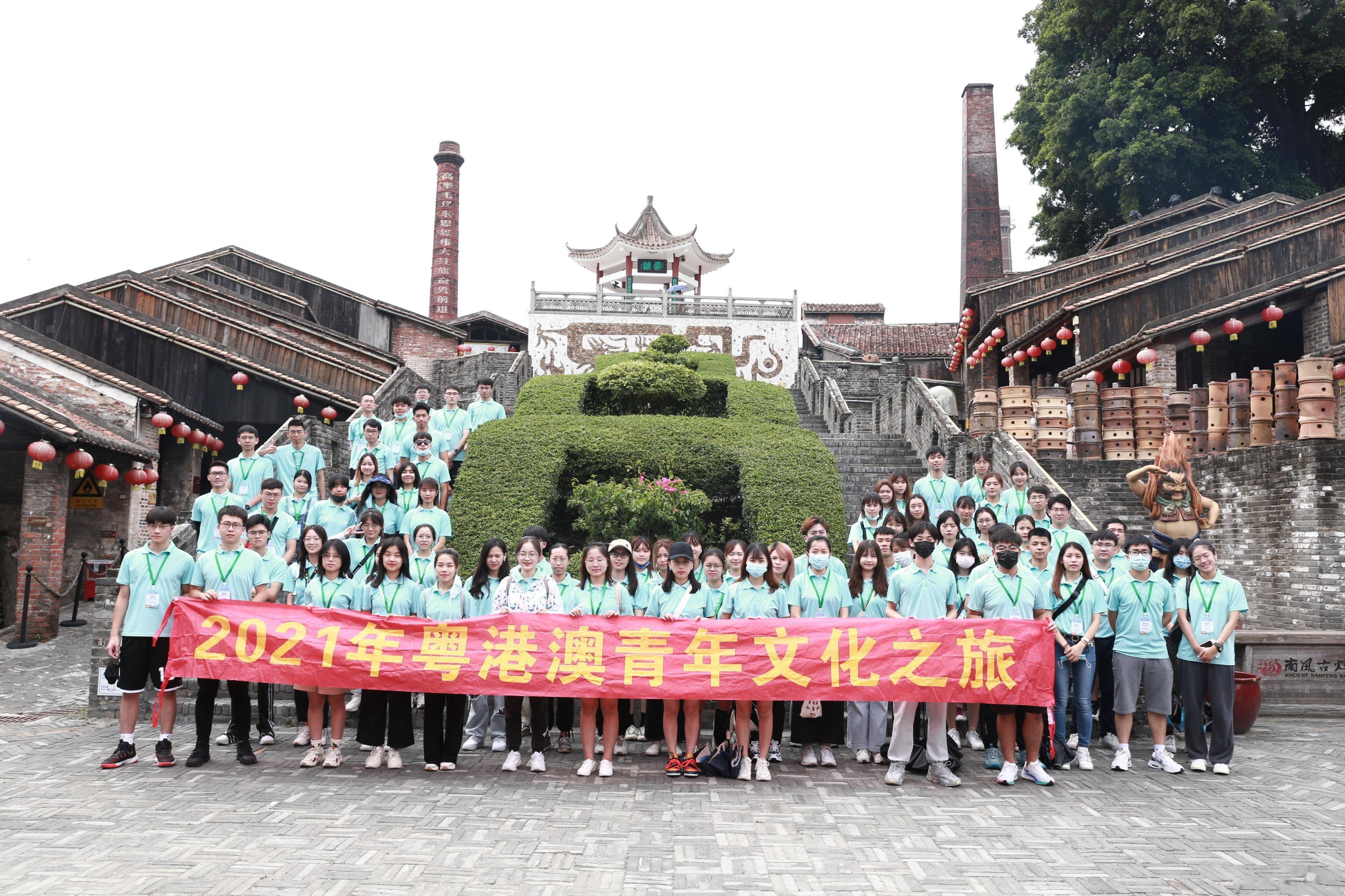 澳门管家婆100精准香港谜题答案，解密过程妙趣横生，港澳文化交融其中，智慧火花点亮解题之路