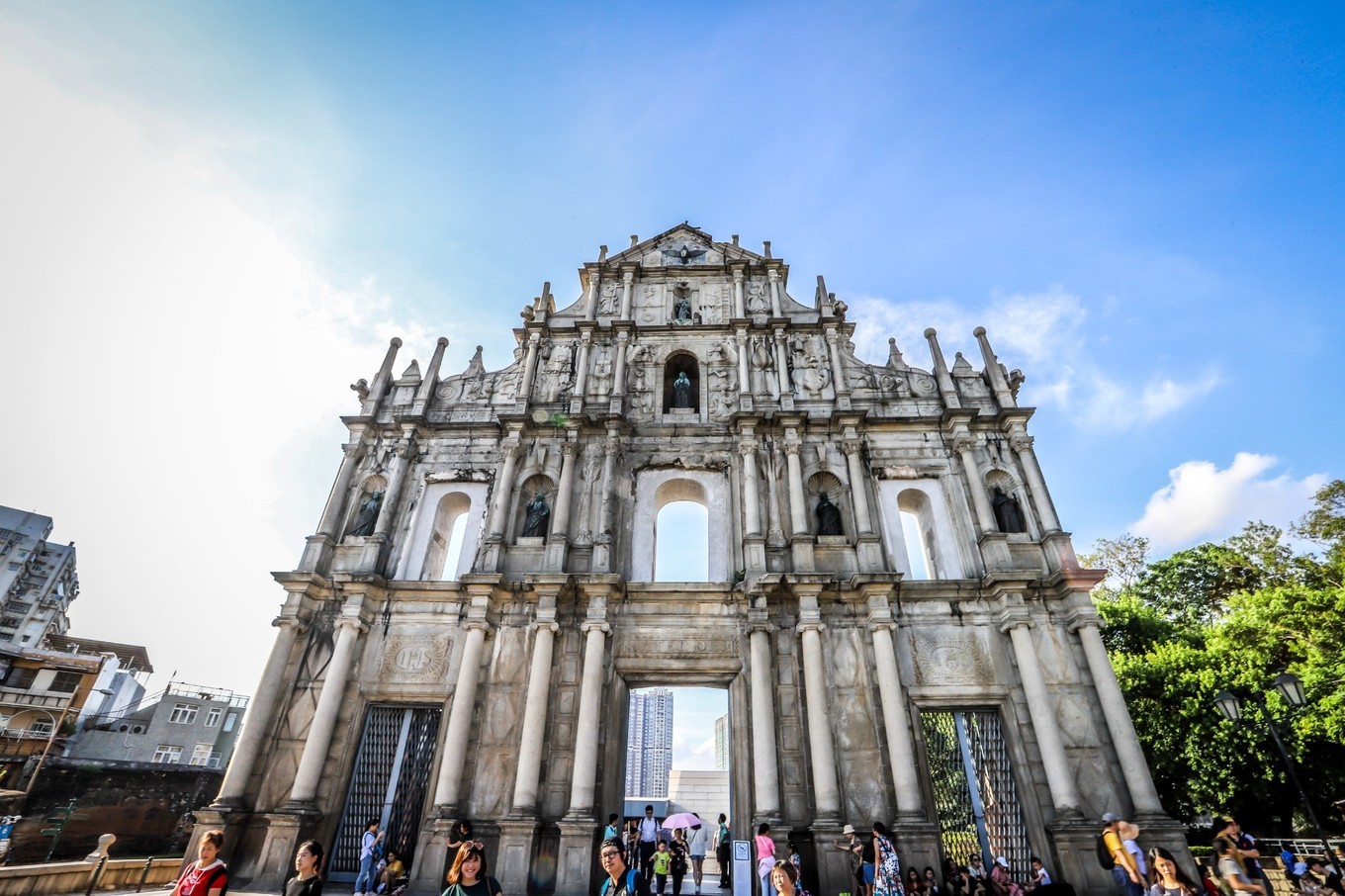 澳门大三巴一肖一马中特，历史遗迹见证辉煌，中西文化交融之地，旅游必访打卡圣地