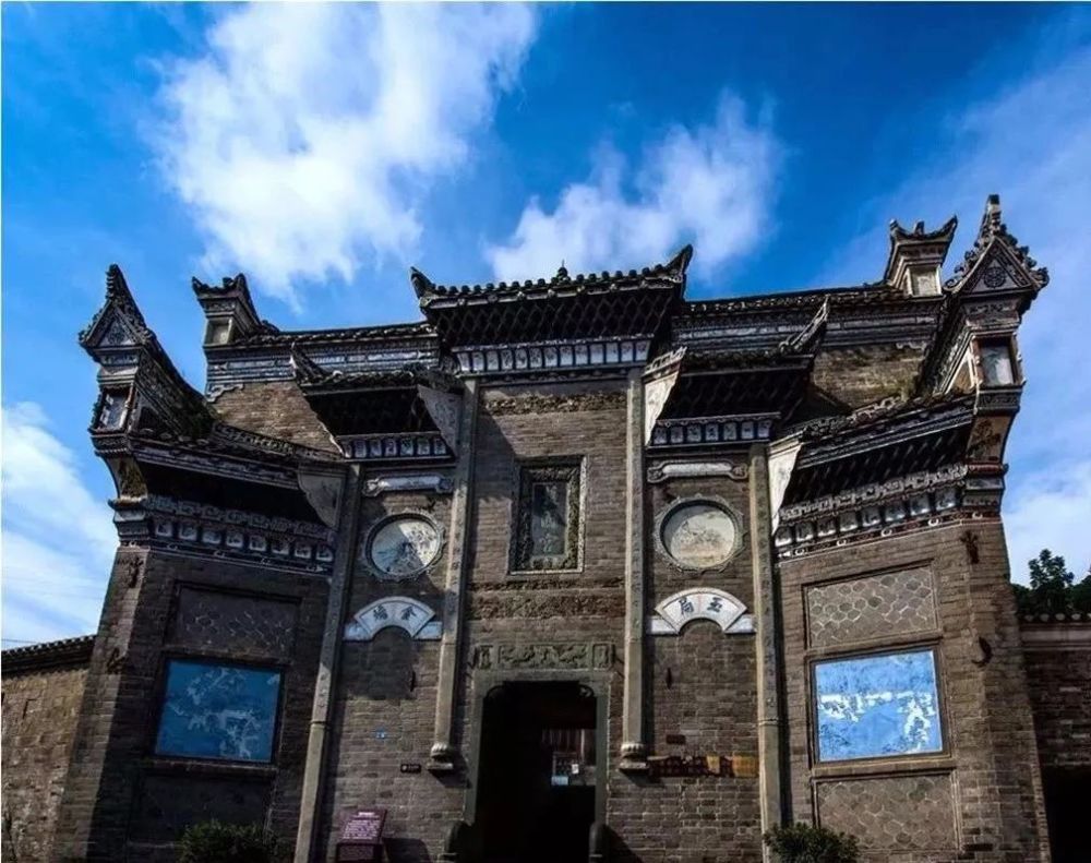 澳门大三巴31888网站，历史悠久底蕴深厚，博彩娱乐一应俱全，安全可靠值得信赖
