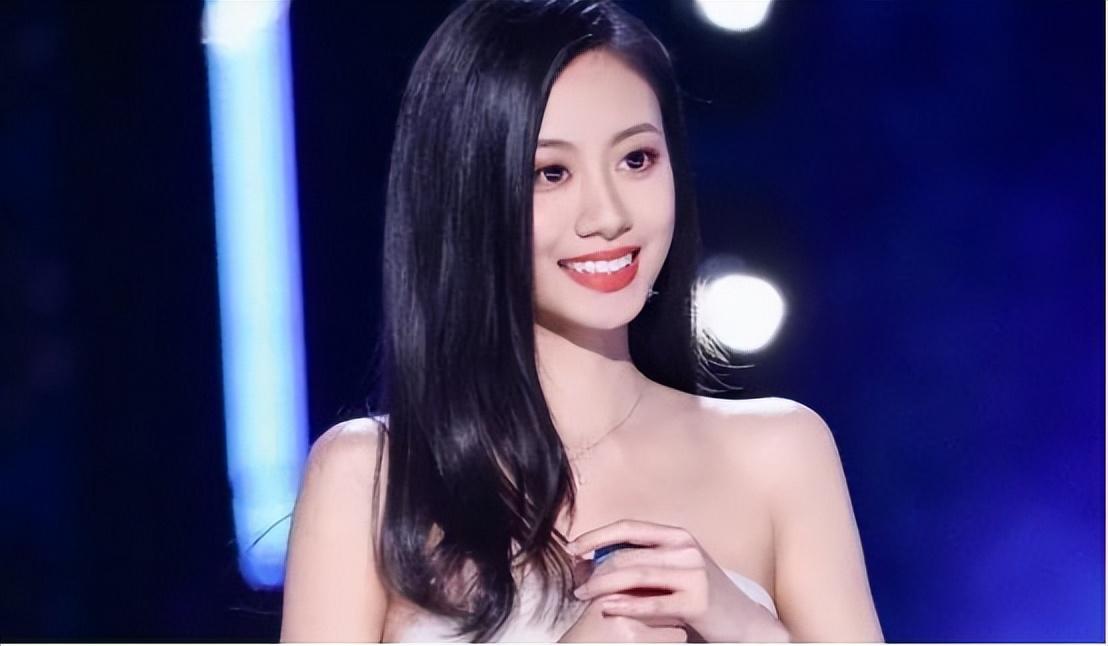 六盒宝典2026资料免费谜语题，趣味挑战等你来参与，解开谜底赢取惊喜好礼，快来展现你的智慧才华