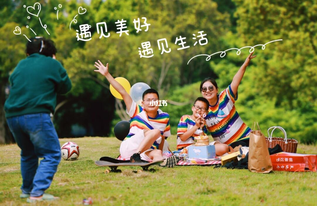 澳管家婆100精准谜语，趣味横生挑战智慧，百道谜题等你来解，欢乐时光不容错过