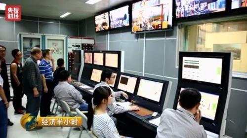 香港本港台现场直播室，精彩节目实时放送，多元内容全天候呈现，陪伴观众共享欢乐时光