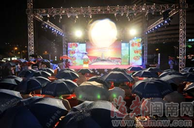2026年新澳门正版资料大金谜底，万众瞩目即将揭晓，智慧碰撞破解玄机，共赴这场财富盛宴