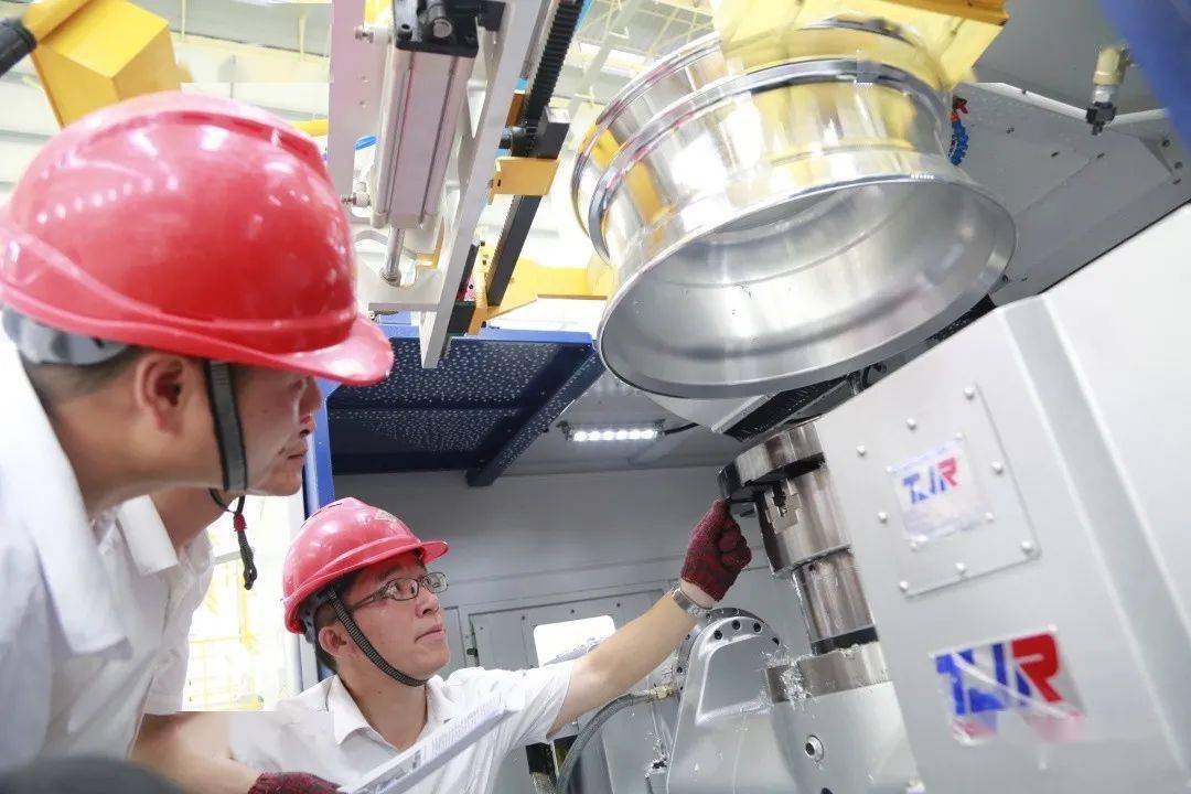 澳门大三巴河南雨防水效果实测，采用创新工艺打造，历经暴雨考验仍稳固如初，市民纷纷点赞称奇