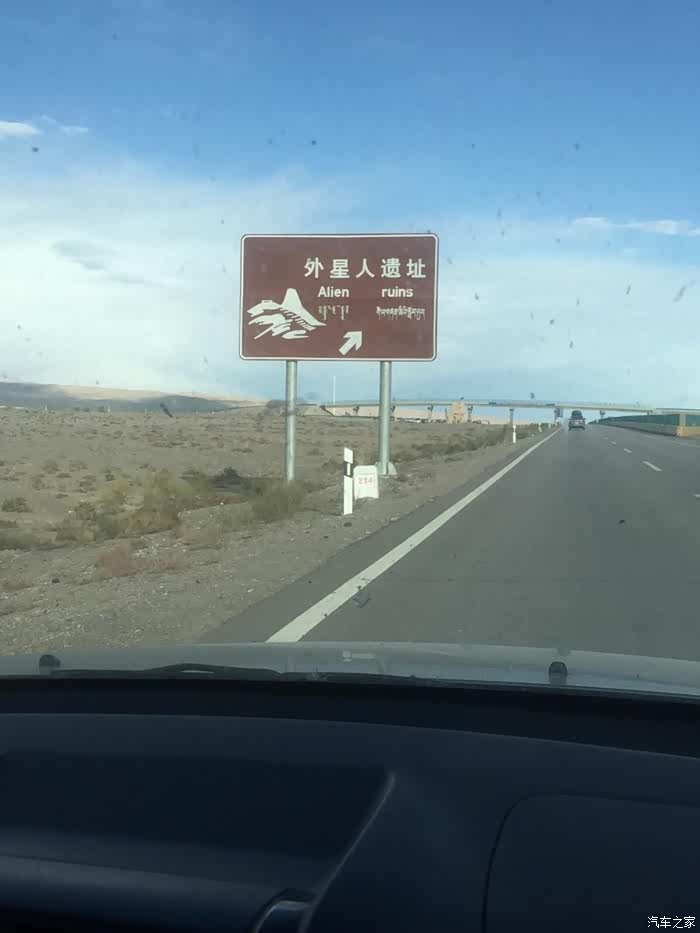 944cc强劲动力，澎湃输出，驰骋公路，尽显速度激情