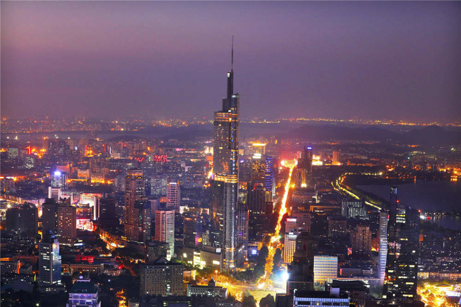 2.这座地标建筑历史悠久