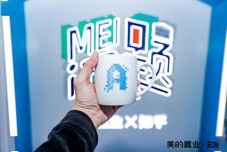 澳门金牌谜语解生肖，趣味竞猜藏玄机，十二属相巧对应，智慧碰撞乐无穷