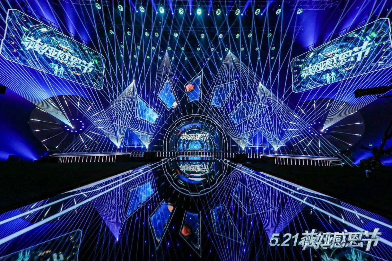 九点三十五分下一期预告即将发布,精彩内容不容错过,全新环节惊喜连连,敬请期待今晚的视觉盛宴 九点三十五分下一期预告即将发布,精彩内容不容错过,全新环节惊喜连连,敬请期待今晚的视觉盛宴