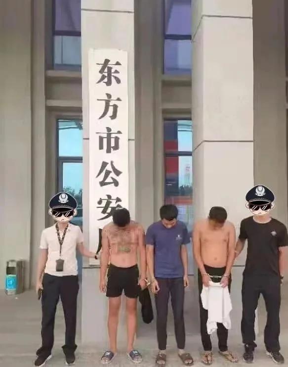 3.指定域名出现在开头