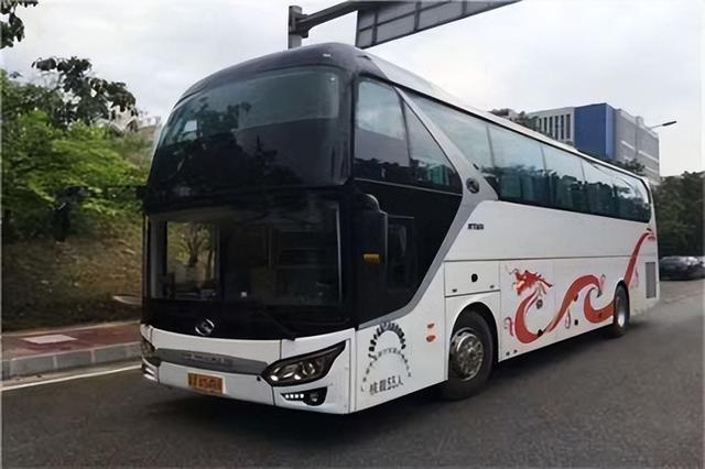大巴三正版资料大全最新章节更新时，精彩内容持续放送，海量资料一网打尽，快来抢先体验全新篇章
